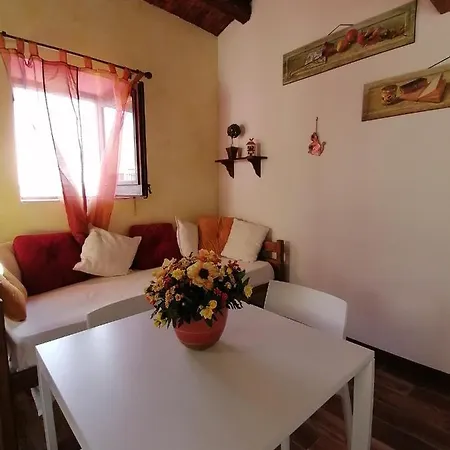 Borgo I Stritti Petralia Soprana