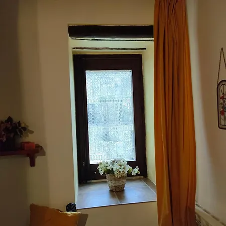 Borgo I Stritti Konukevi 3*