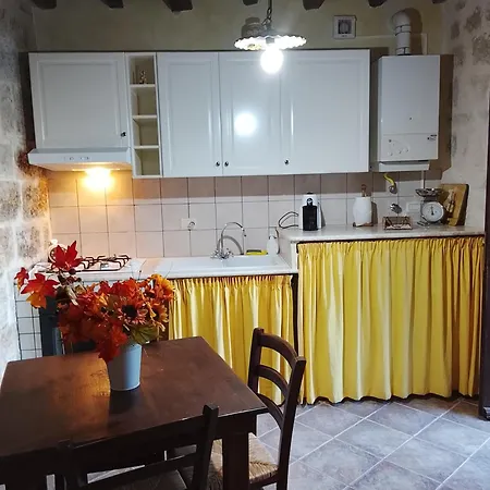 Borgo I Stritti Petralia Soprana