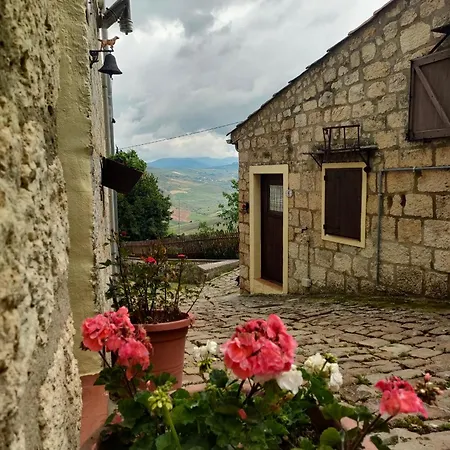 Vendégház Borgo I Stritti Petralia Soprana