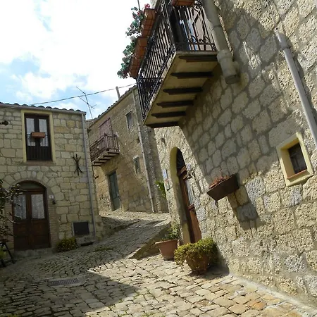 Konukevi Borgo I Stritti